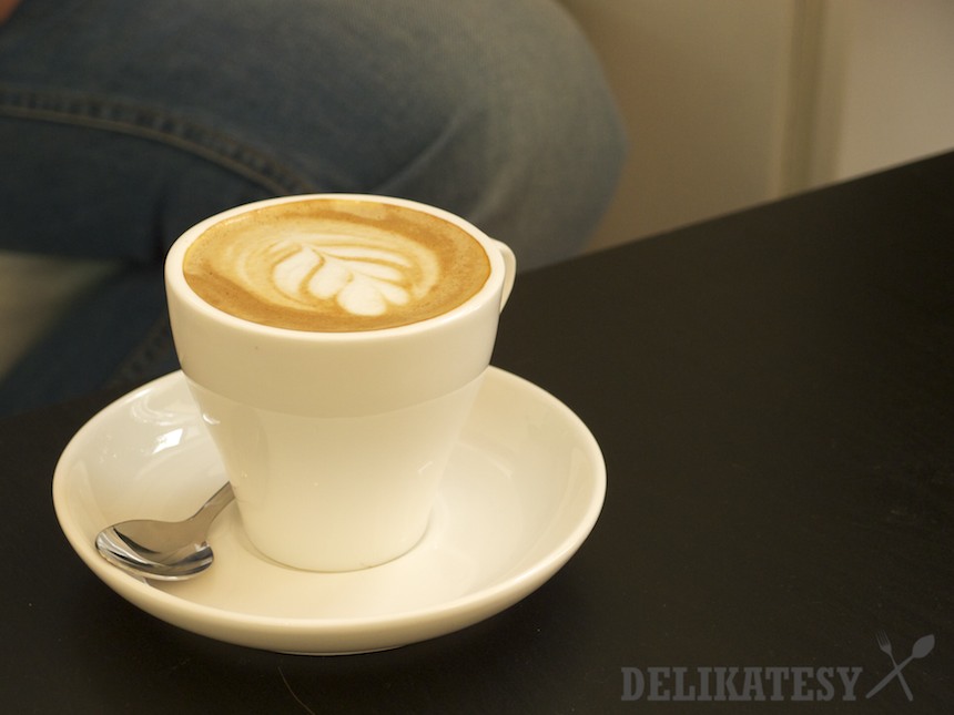 Cappuccino v Kafehaus